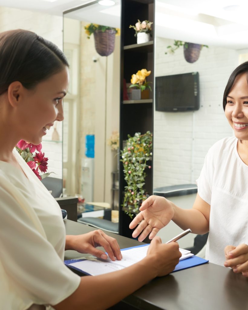 registration-in-spa-salon.jpg